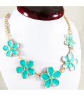 Кольє з емальованих квіток