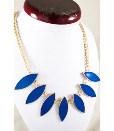 Колье из эмалированных листов
