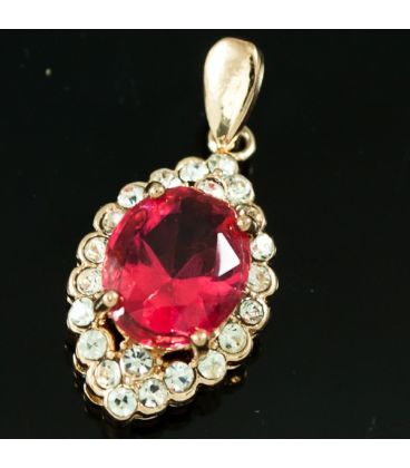 Размер: 2 см.Кулон (маленький) капля, овальная в стразах