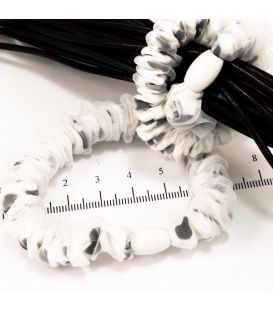 Шифонова гумка з бусиною яскрава