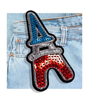 Брошь с пайетками 9х4,2 см