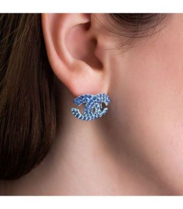 Серьги-гвоздики “Chanel”