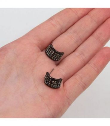 Серьги-гвоздики