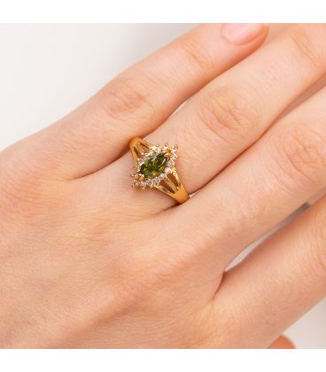 Кольцо лимонная позолота "Овальный камень"