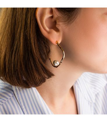 Серьги-гвоздики лимонная позолота с жемчугом