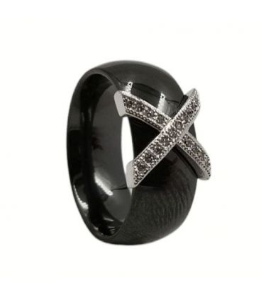 Кольцо керамическое со стальной вставкой с цирконами