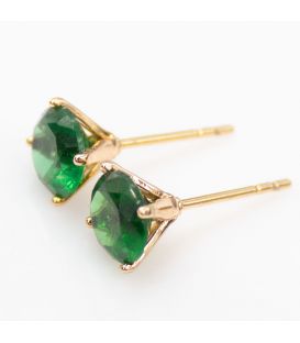 Серьги-гвоздики — родий, камень — 0,7см, зеленый