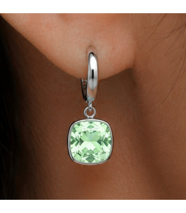 Сережки Swarovski червоний Квадрат родіум (Медична сталь)